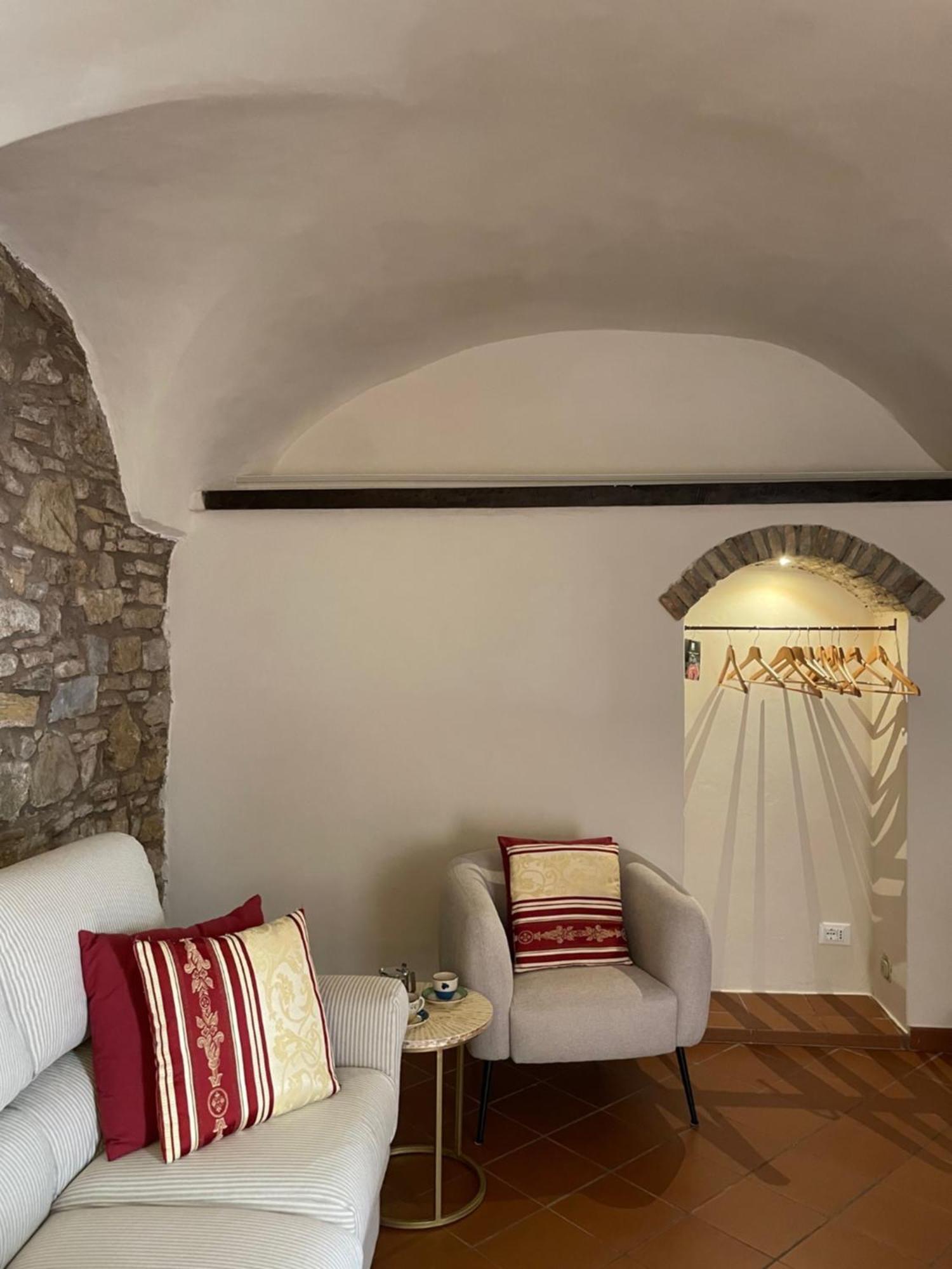Uliveto Saglietto Agriturismo A Poggi Apartments Империя Экстерьер фото