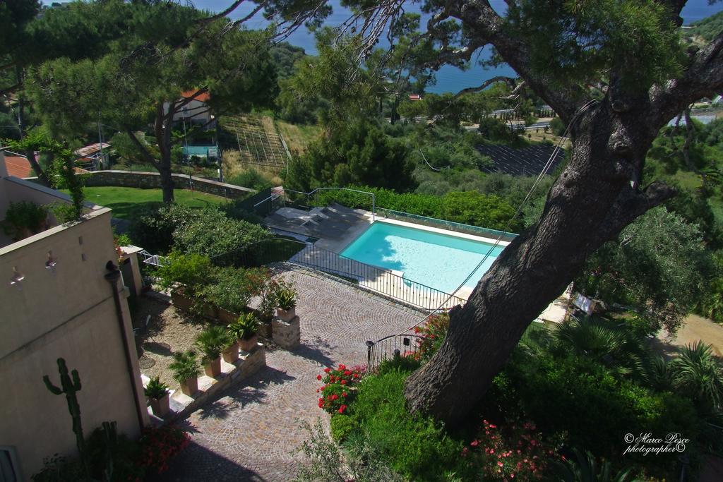Uliveto Saglietto Agriturismo A Poggi Apartments Империя Экстерьер фото